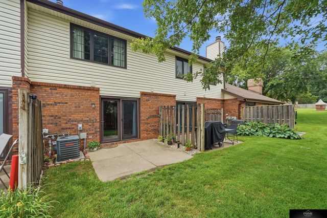 2904 Londonshire Court, Lincoln, NE 68516
