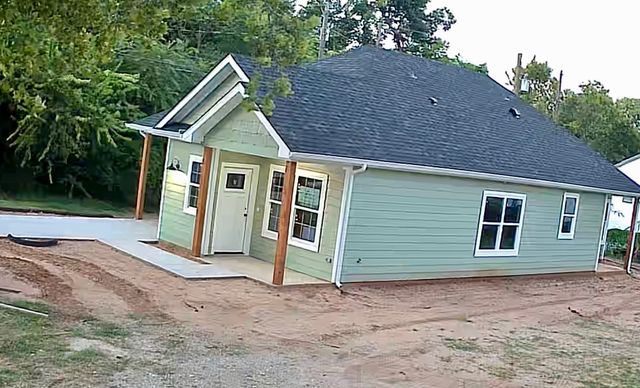 410 N Houston Avenue, Denison, TX 75021