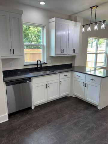 410 N Houston Avenue, Denison, TX 75021