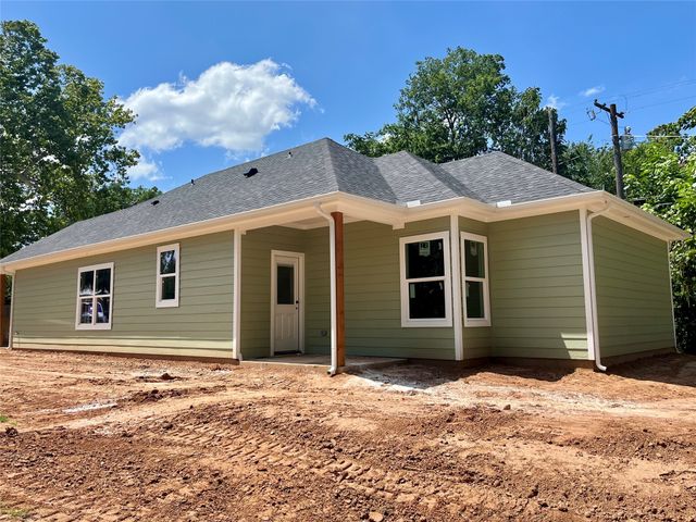 410 N Houston Avenue, Denison, TX 75021