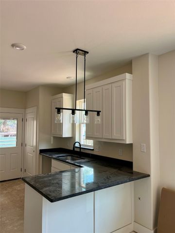 410 N Houston Avenue, Denison, TX 75021
