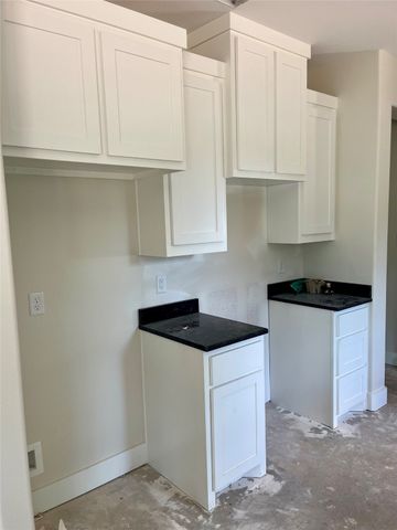 410 N Houston Avenue, Denison, TX 75021