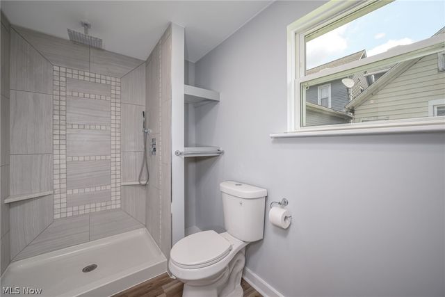 353 NW 3rd Street, Barberton, OH 44203