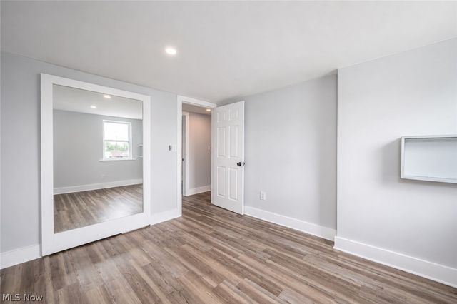 353 NW 3rd Street, Barberton, OH 44203