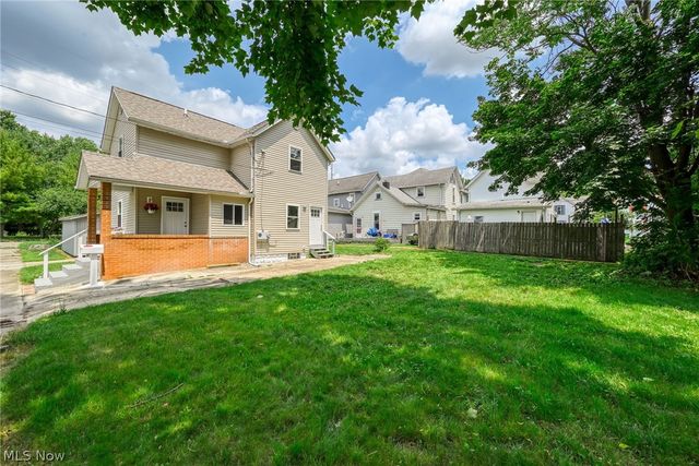 353 NW 3rd Street, Barberton, OH 44203