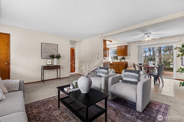 202 Fir Drive NW, Gig Harbor, WA 98335