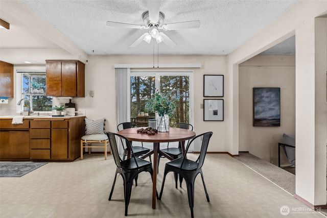 202 Fir Drive NW, Gig Harbor, WA 98335