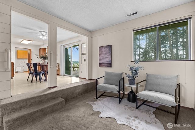 202 Fir Drive NW, Gig Harbor, WA 98335