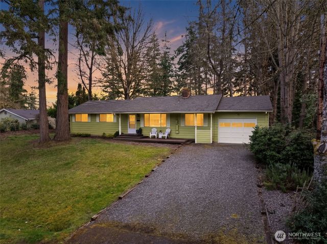 202 Fir Drive NW, Gig Harbor, WA 98335