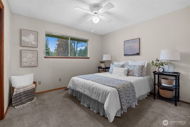 202 Fir Drive NW, Gig Harbor, WA 98335