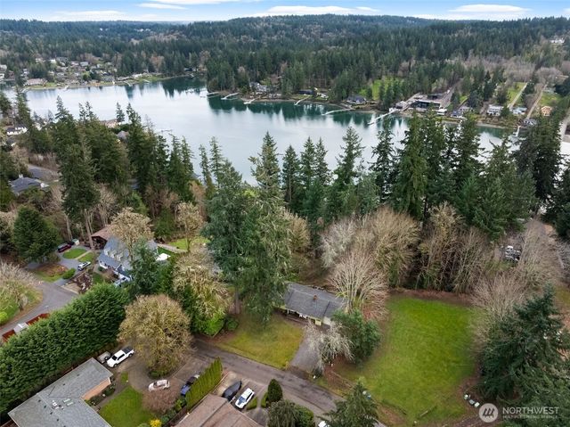 202 Fir Drive NW, Gig Harbor, WA 98335