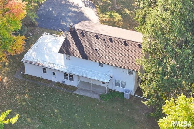 910 2ND Avenue S, Clinton, IA 52732