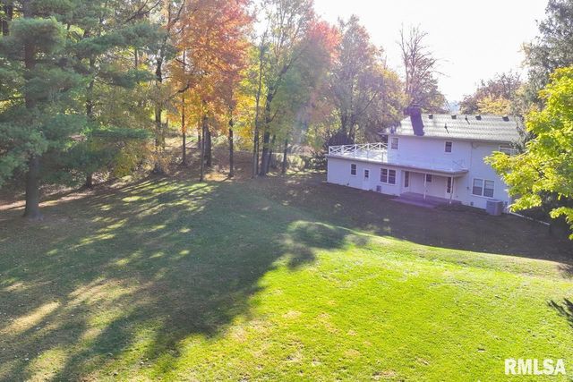 910 2ND Avenue S, Clinton, IA 52732