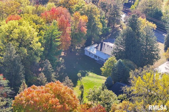 910 2ND Avenue S, Clinton, IA 52732