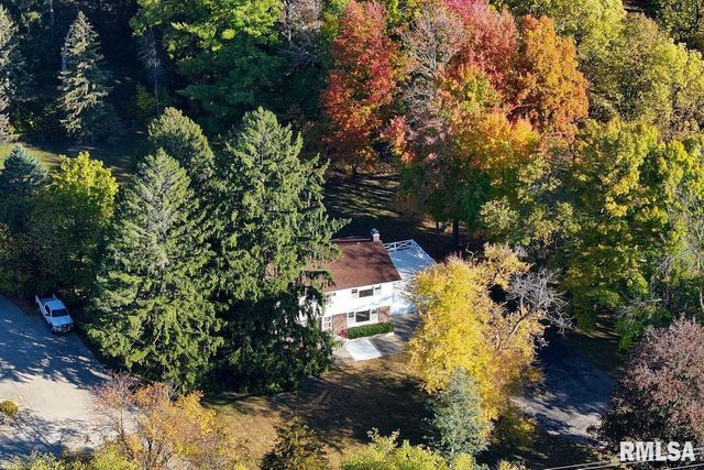 910 2ND Avenue S, Clinton, IA 52732