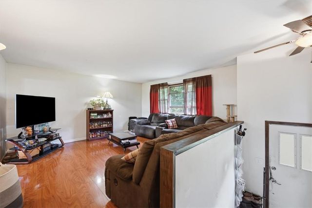 2279 Taylor Drive, Upper Saucon Twp, PA 18034