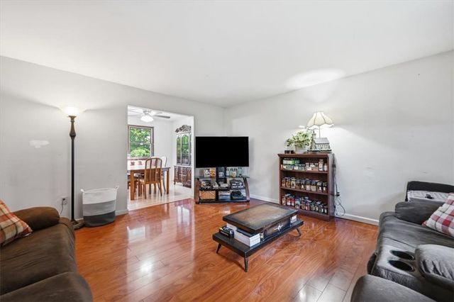 2279 Taylor Drive, Upper Saucon Twp, PA 18034