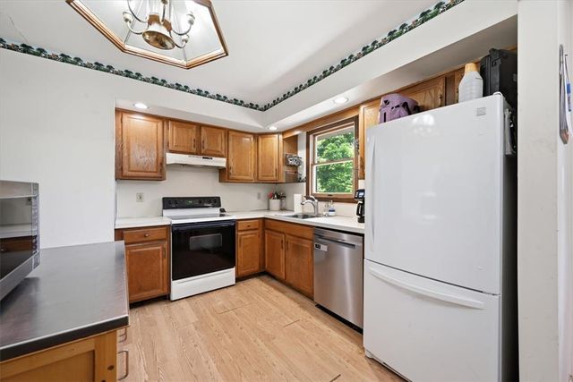 2279 Taylor Drive, Upper Saucon Twp, PA 18034