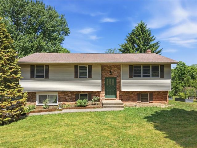 2279 Taylor Drive, Upper Saucon Twp, PA 18034