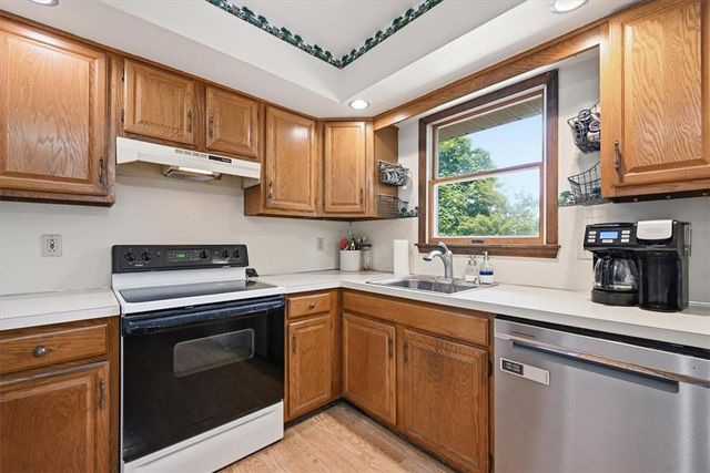 2279 Taylor Drive, Upper Saucon Twp, PA 18034