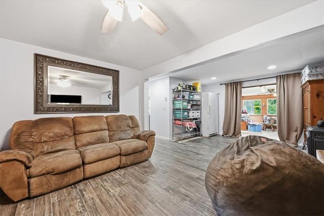 2279 Taylor Drive, Upper Saucon Twp, PA 18034