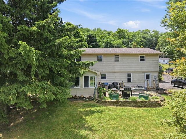 2279 Taylor Drive, Upper Saucon Twp, PA 18034