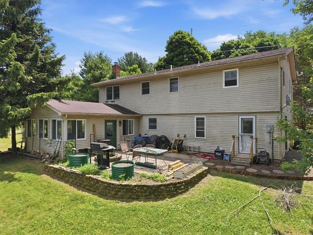 2279 Taylor Drive, Upper Saucon Twp, PA 18034