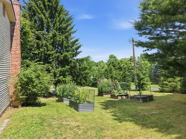 2279 Taylor Drive, Upper Saucon Twp, PA 18034