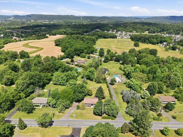 2279 Taylor Drive, Upper Saucon Twp, PA 18034