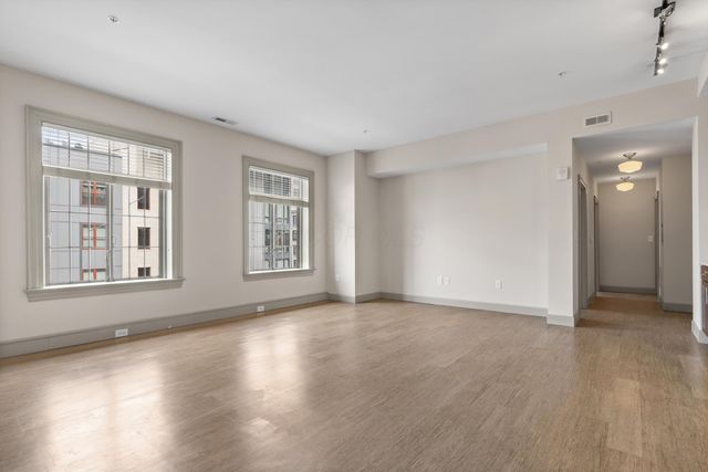 51 N High Street 403, Columbus, OH 43215