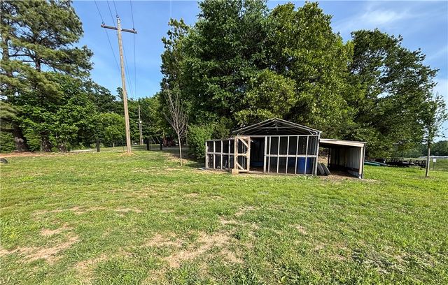 15282 Burgin Valley Road, Gravette, AR 72736