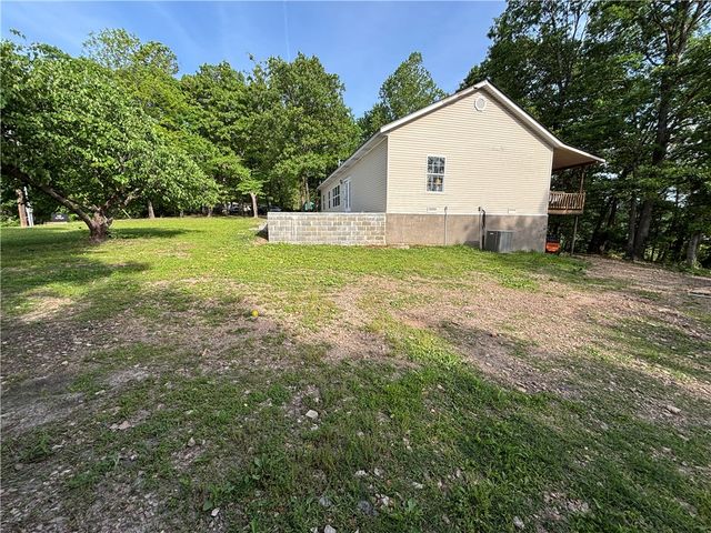 15282 Burgin Valley Road, Gravette, AR 72736