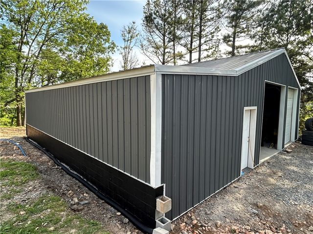 15282 Burgin Valley Road, Gravette, AR 72736