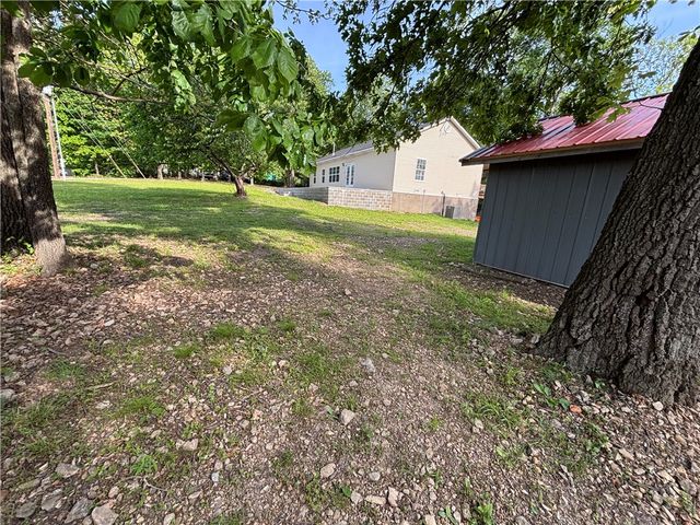 15282 Burgin Valley Road, Gravette, AR 72736