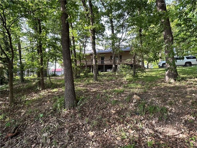 15282 Burgin Valley Road, Gravette, AR 72736