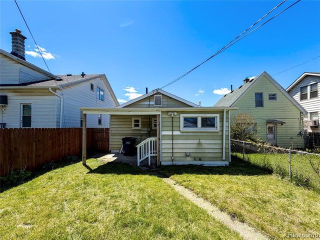 48 Florence Street, River Rouge, MI 48218