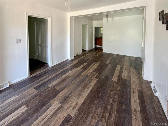 48 Florence Street, River Rouge, MI 48218
