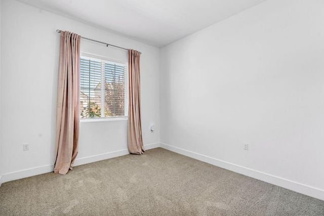 1236 Windmill Avenue, Clovis, CA 93619