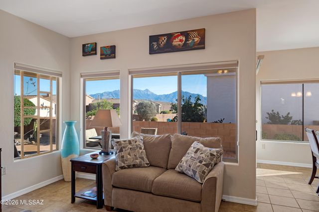 2325 S Via Anzavita, Green Valley, AZ 85614