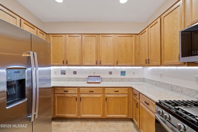 2325 S Via Anzavita, Green Valley, AZ 85614