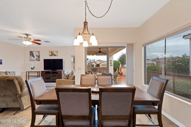 2325 S Via Anzavita, Green Valley, AZ 85614