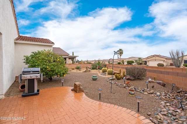 2325 S Via Anzavita, Green Valley, AZ 85614