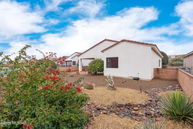 2325 S Via Anzavita, Green Valley, AZ 85614