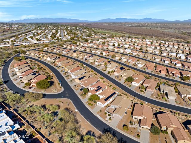 2325 S Via Anzavita, Green Valley, AZ 85614