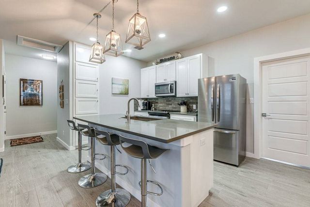 603 E Avenue G 204, Port Aransas, TX 78373
