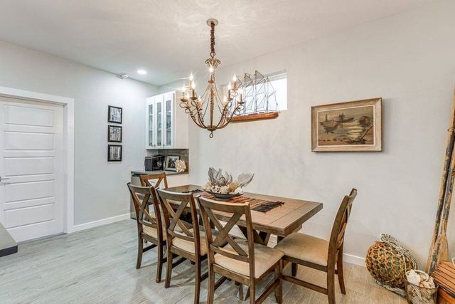 603 E Avenue G 204, Port Aransas, TX 78373