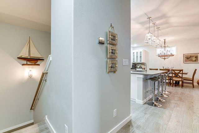 603 E Avenue G 204, Port Aransas, TX 78373