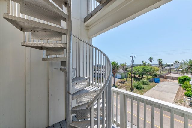 603 E Avenue G 204, Port Aransas, TX 78373