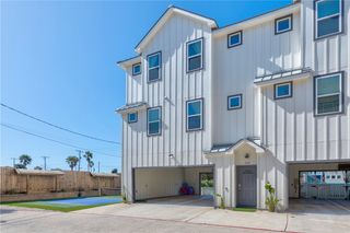 603 E Avenue G 204, Port Aransas, TX 78373