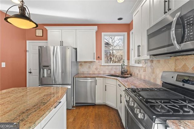 1023 Hawk Creek Trail, Lawrenceville, GA 30043